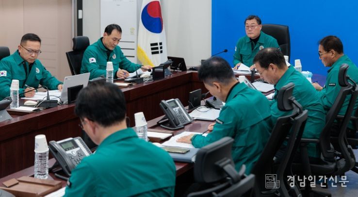합천군, 민생안정 위한 긴급 대책회의 개최…겨울철 재난 예방과 경제 회복 방안 논의