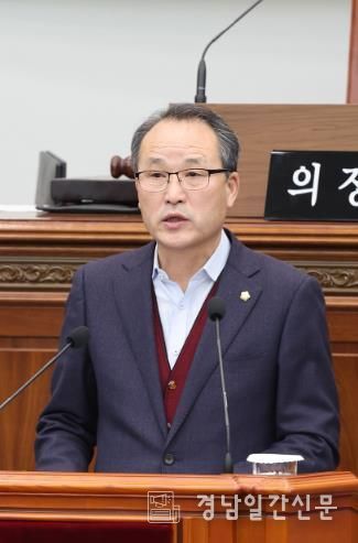 창원시의회 강창석 의원“창원으로 이사 오고 싶게 했나”