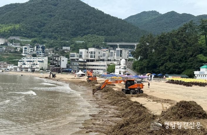 거제시, 해양 부유쓰레기 정화활동 ‘총력