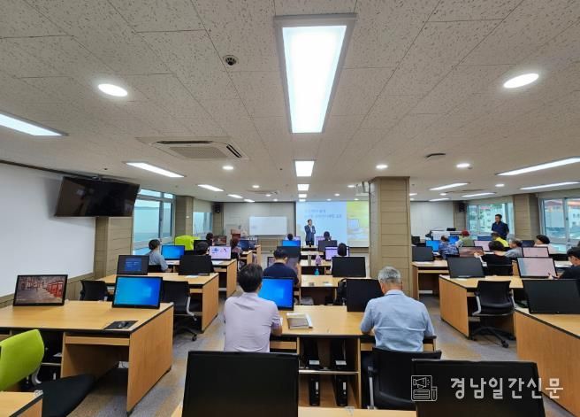 농업과 AI의 만남, 합천군 농산물 마케팅 교육 개강