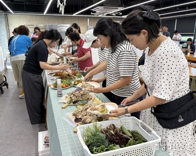 사천시가족센터 ‘토닥토닥 가족텃밭’