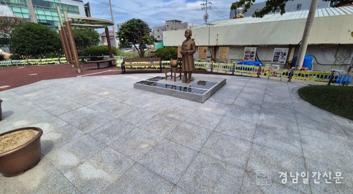 청소 전문업체 ㈜에듀클린, 평화의 소녀상 청소 재능기부