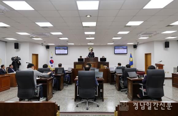 산청군의회, 제308회 임시회 폐회