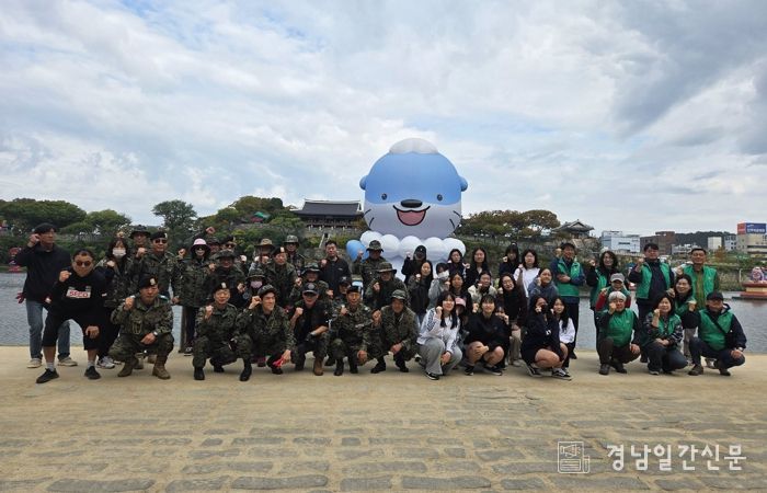 (사)경남특전사환경관리협회, 진주 남강 수중 정화활동 실시