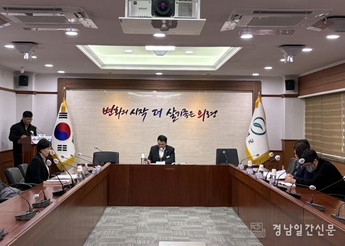 의령군, 의료급여심의위원회 개최…109명 의료급여 연장 승인