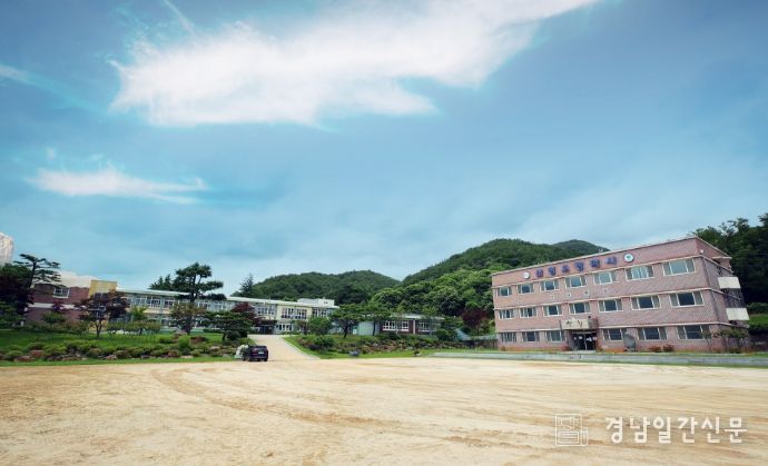 ㈜화인바이오, 4년째 산청 인재 양성에 동행향토장학금 1000만원 기탁