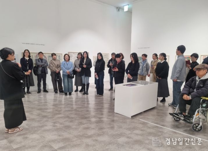 문화접근성 향상 기획전《내부 산책자》개막