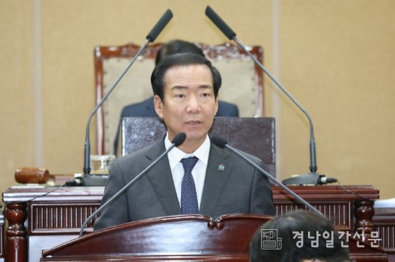 구인모 거창군수, 군의회 시정연설로 2026년 군정 방향 밝혀