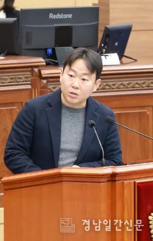 창원시의회 박승엽 의원 “창원시, 표현의 자유 뒤 공공질서 훼손 방치”