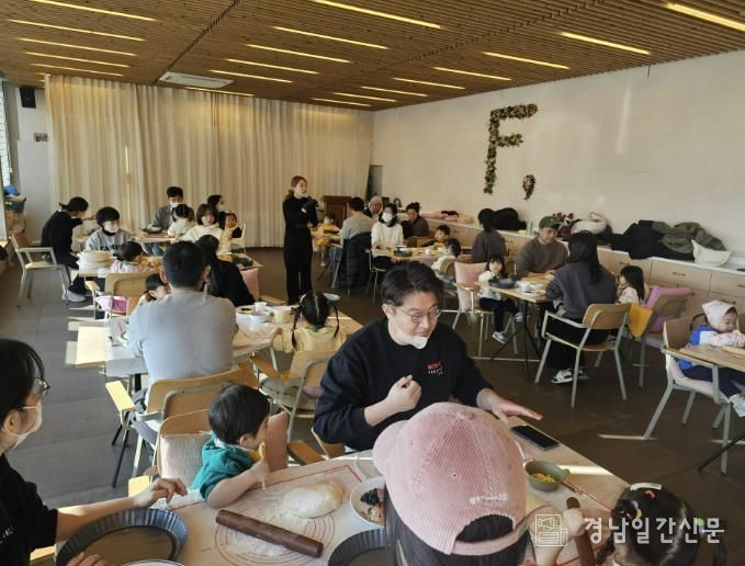 거창군, 266번의 돌봄, 650명의 연결