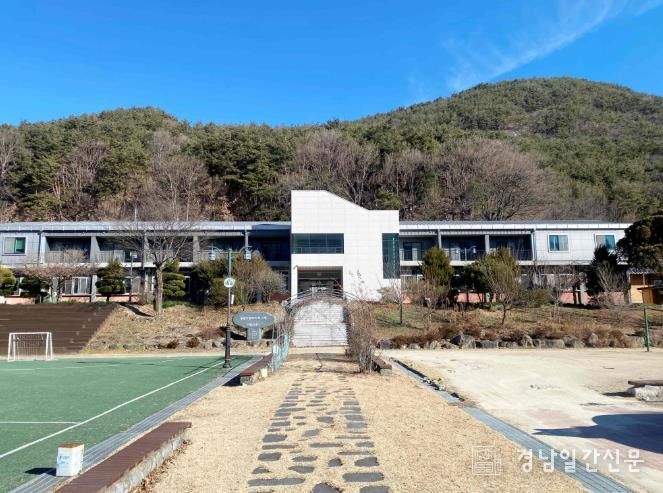 함양군 서하초 봉전분교(폐교) 모습