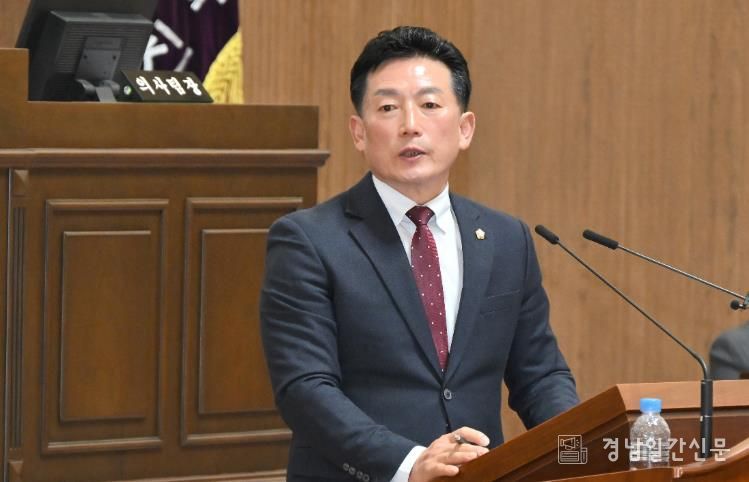 진주시의회 정용학 의원, 제271회 임시회 시정질문