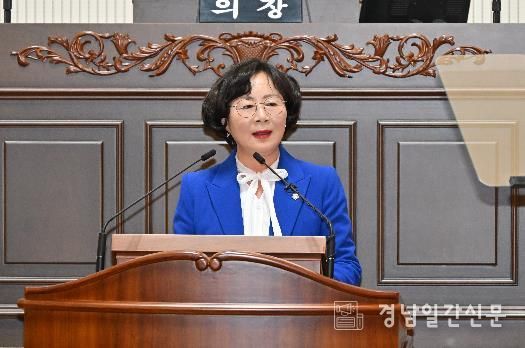 신서경 진주시의원, 자유시장 누수·화장실 문제 개선 촉구